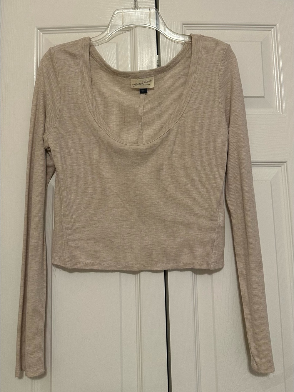 Sincerly Jules Beige Scoop Neck Long Sleeve Crop Top